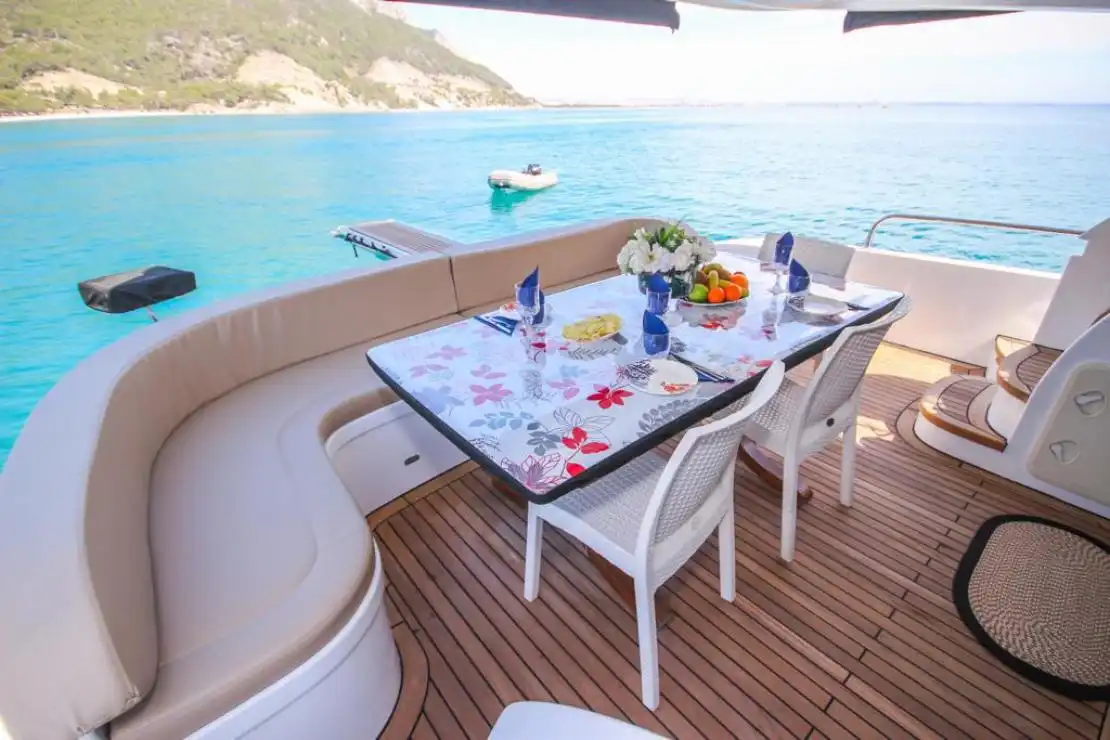 Antalya Yacht Rental 18m Princess Custom 